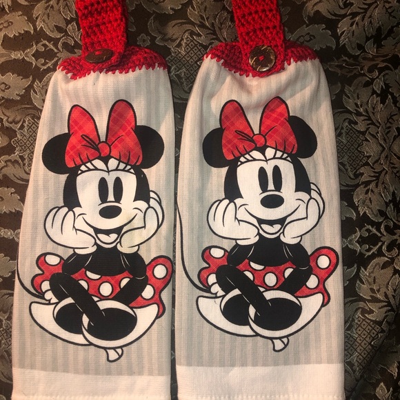 Minnie Mouse Kitchen Set - Picture 2 of 3